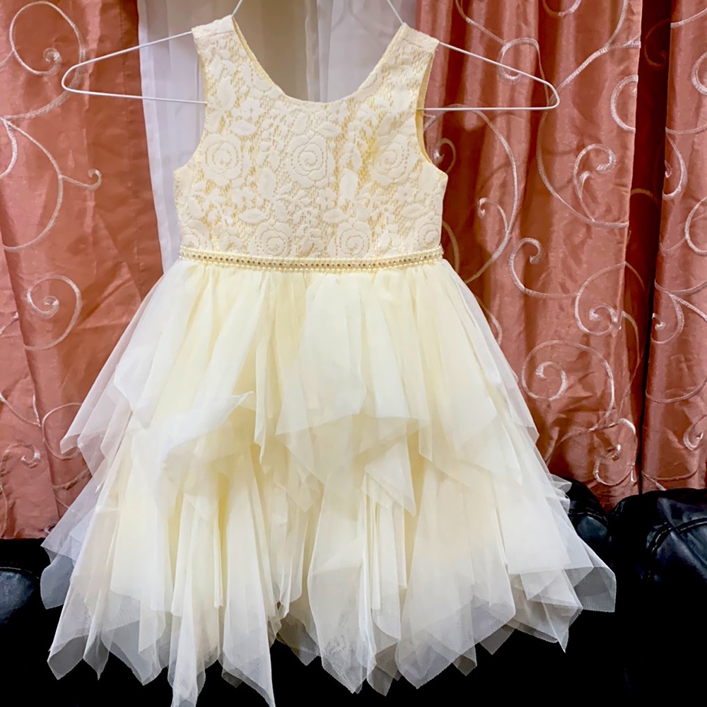 Girl dress